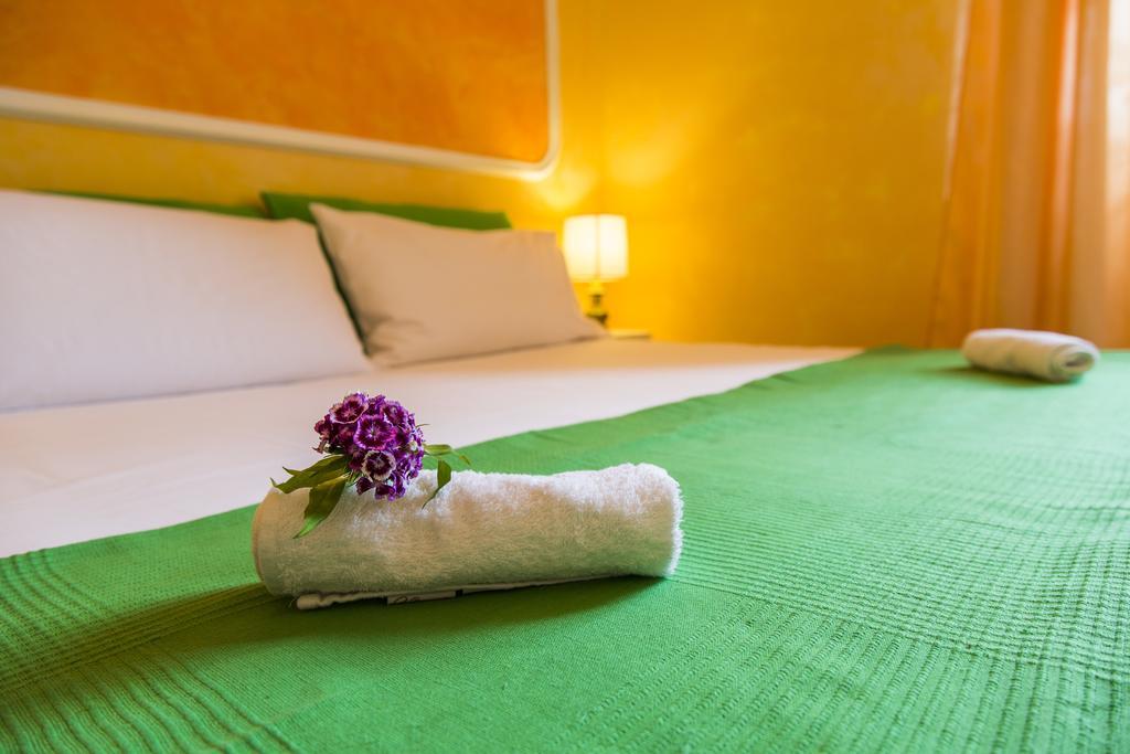 Roma Termini Apartment Екстер'єр фото