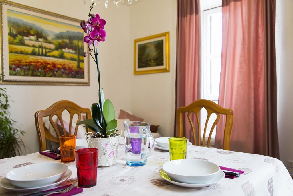 Roma Termini Apartment Екстер'єр фото